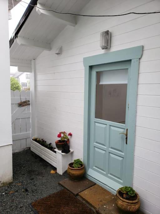 Under The Eaves Apartment Kilcar